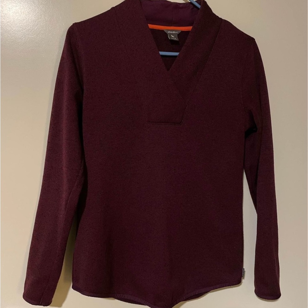 Eddie Bauer v-neck fleece lined pullover - size small
